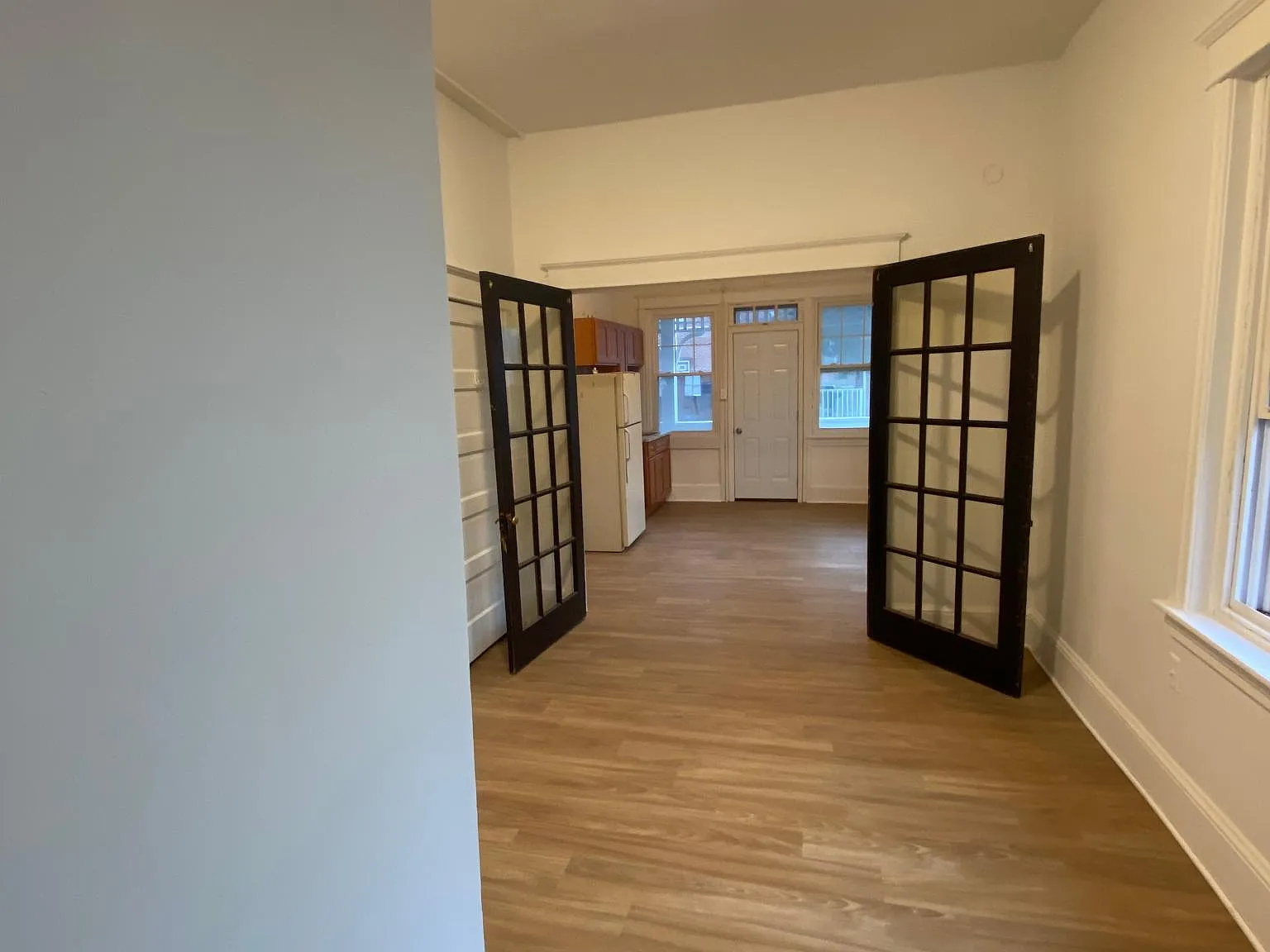 1 bed, 650 sqft, $1,150 — Photo 2