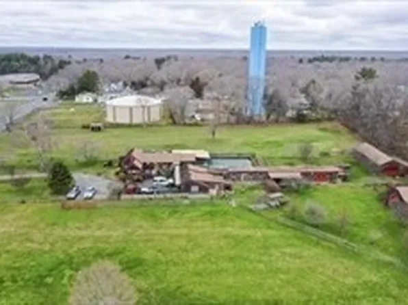 1789 Broadway, Raynham, MA 02767