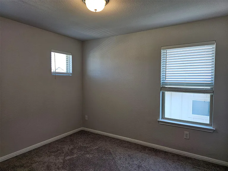 128 Munk Ln — Photo 9