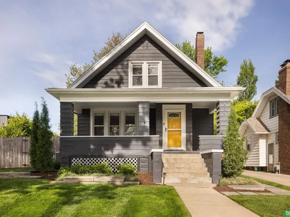 634 S 51st St, Omaha, NE 68106