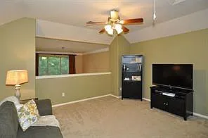 14107 Spring Mountain Ln — Photo 10