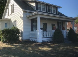 809 S Main St, Red Bud, IL 62278