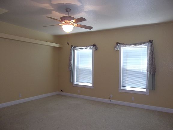 Living room_08012014