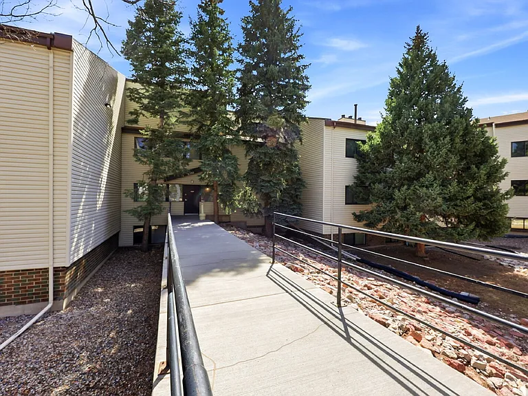 6530 Delmonico Dr #106 — Photo 23