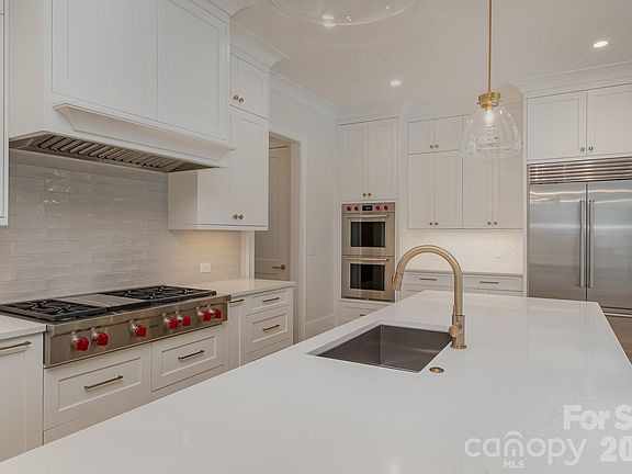 5th image of 2926 Sharon View Rd #A