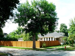 4200 Maple Ave, Lyons, IL 60534