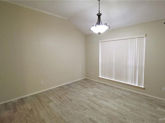 5th image of 7514 N 16th Ln