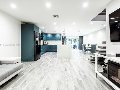 4868 Sheridan St #5, Hollywood, FL, 33021