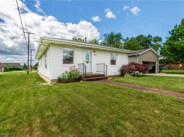 1222 5th St NW, New Philadelphia, OH 44663