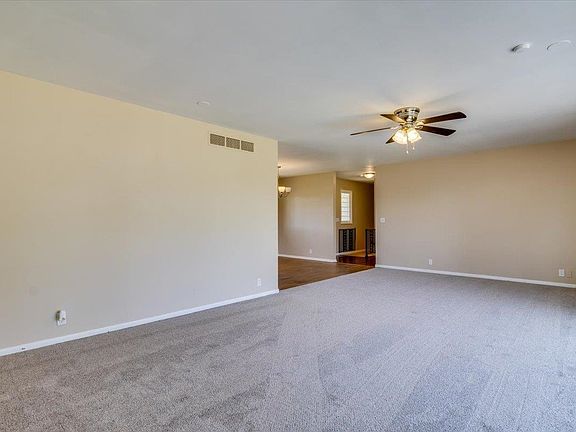 5th image of 454 S Howe St
