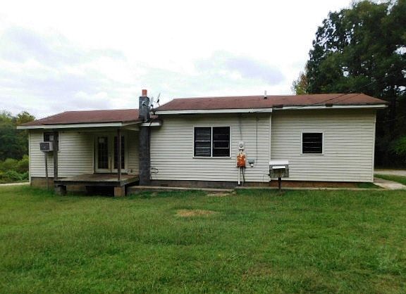 2nd image of 2471 Fairlawn Ln
