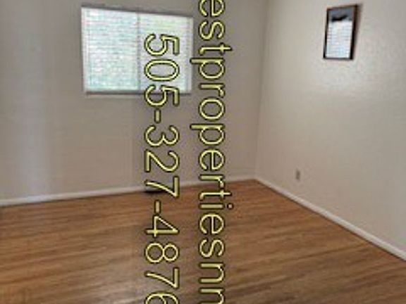5th image of 903 N Gladeview Dr