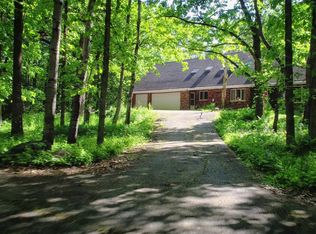 W245N4780 Swan Rd, Pewaukee, WI 53072