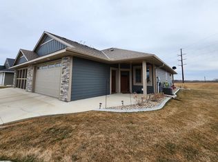133 Highland Cir, Dassel, MN 55325
