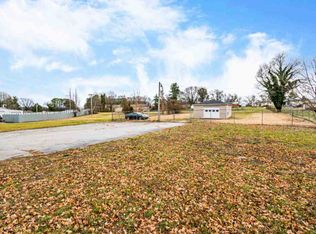 2926 Louisville Rd, Bowling Green, KY 42101
