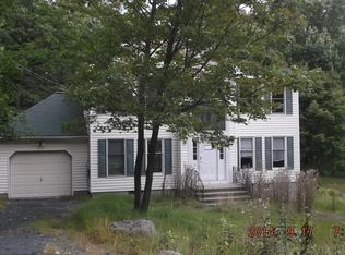 1538 Bensley Rd, Bushkill, PA 18324