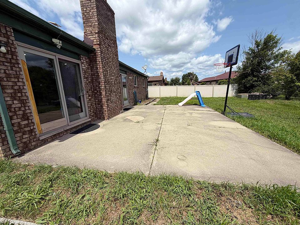 47066 Sanborn Dr, photo 20