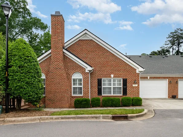 511 McKirkland Ct, Cary, NC 27511