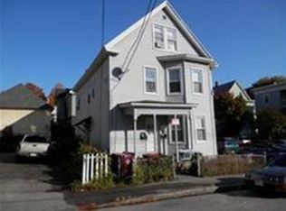 150 Agawam St, Lowell, MA 01852