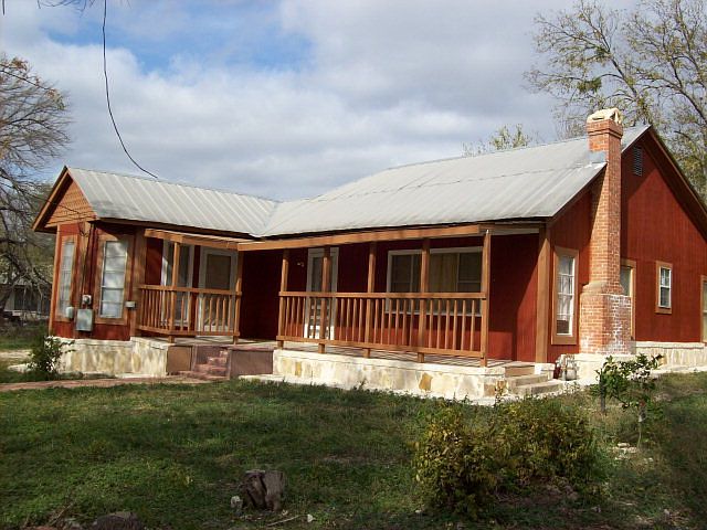 1st image of 216 McFarland Dr