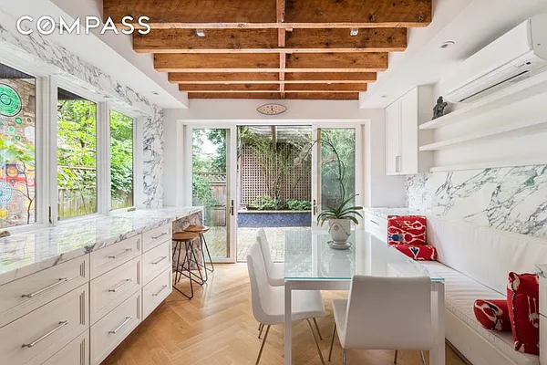 Sold by Compass | media 32