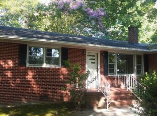 116 School Ln, Yorktown, VA 23692