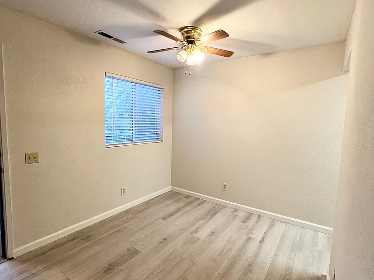 13340 Luther Rd #10 — Photo 10