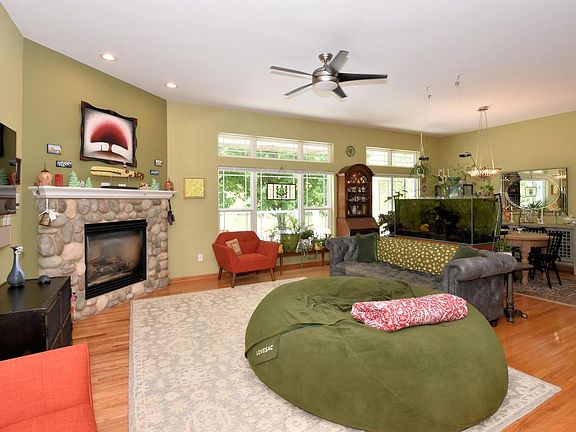 5th image of 3326 Emmertsen ROAD