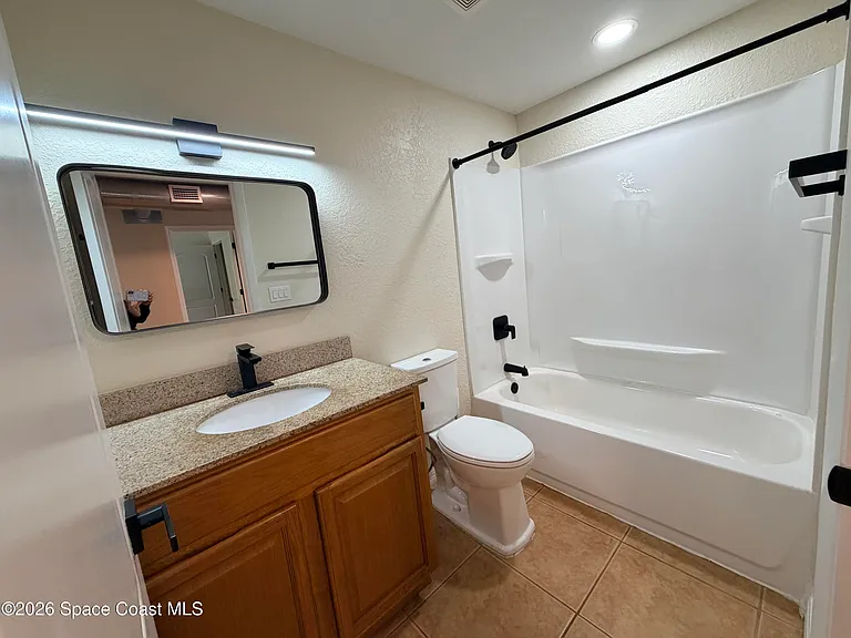 1464 Guava Ave — Photo 7