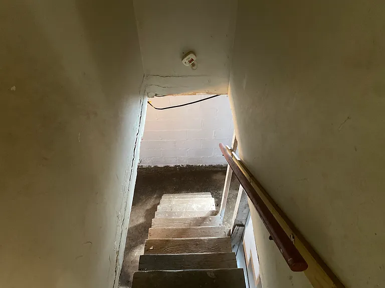 864 Highland Ave — Photo 18