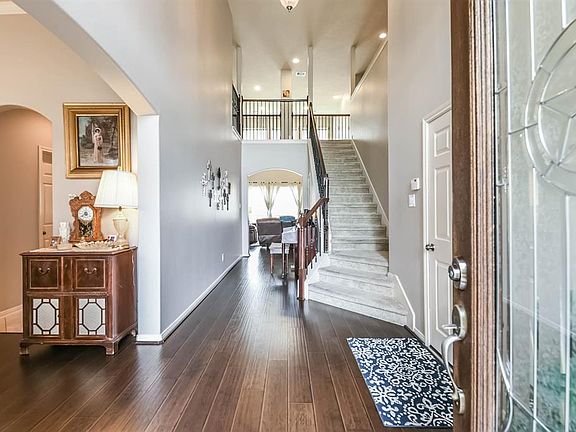 3rd image of 26119 Ashland Hollow Ln