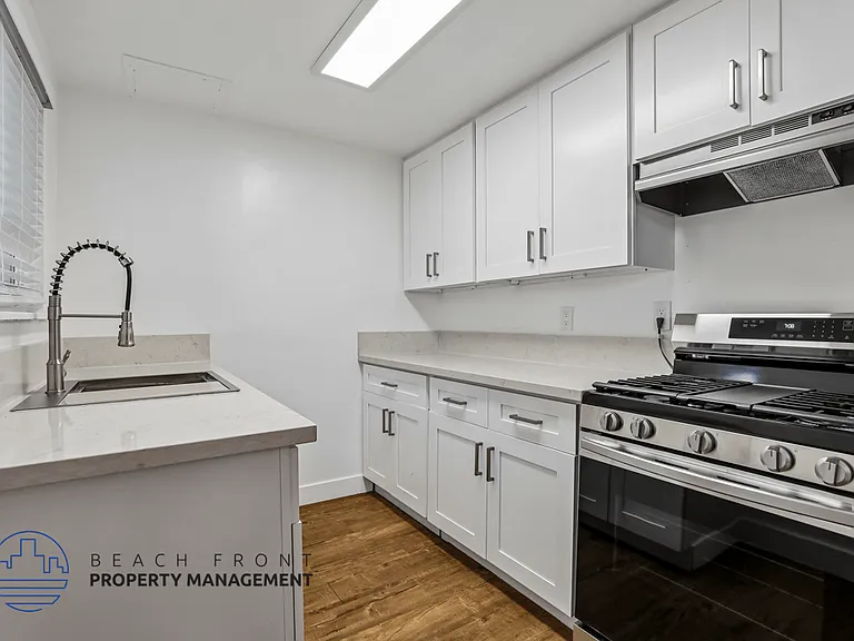 217-219 S. Esplanade St. — Photo 1