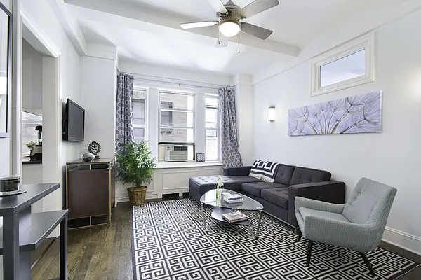 Sold by Compass | media 1