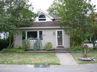 1302 Bryant Ave, Toms River, NJ