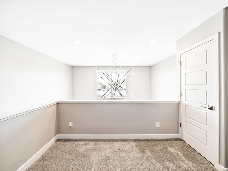 1555 W 43rd Ave — Photo 15
