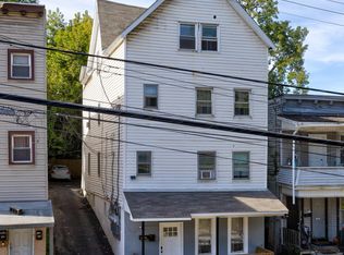 578 Crane Street, Schenectady, NY 12303