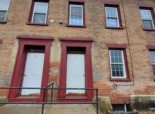 1 Olmstead St #17, Cohoes, NY 12047