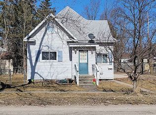 614 Division St, Cheboygan, MI 49721