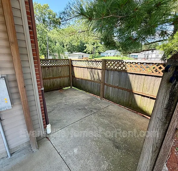 400-A S Bosse Ave #1 — Photo 7