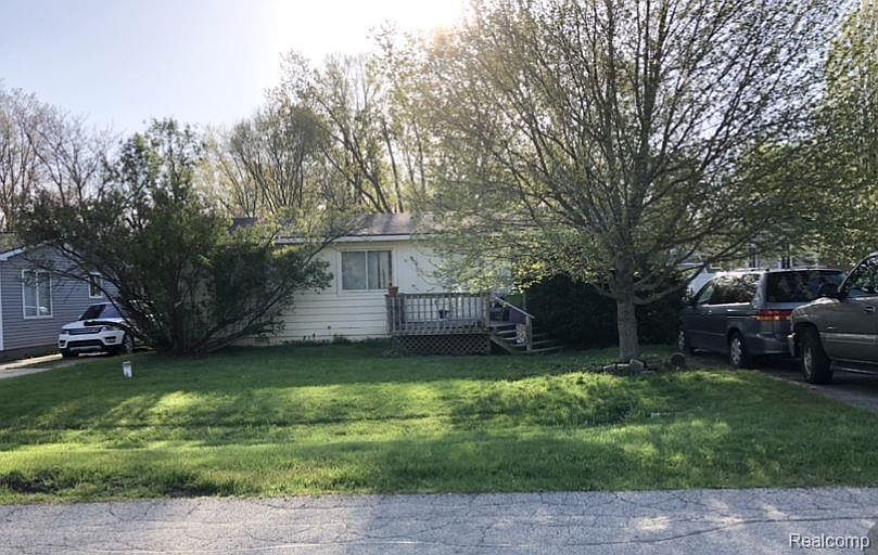 1st image of 5100 Lakeborn Dr