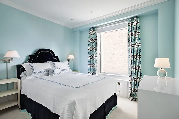 Sold by Stribling | media 7