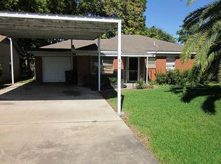 130 W Grenfell Ln, Houston, TX 77076