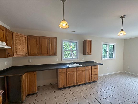 5th image of 6900 Main Bayview Road