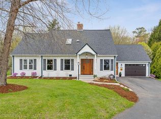 63 Brook Dr, Burlington, VT 05408