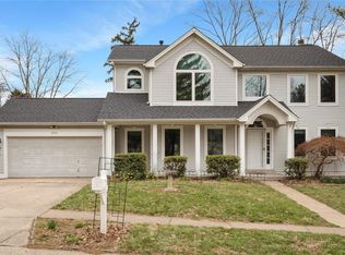 12800 Meadowdale Dr, Saint Louis, MO