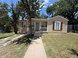 2663 Burton Ave, Fort Worth, TX 76105
