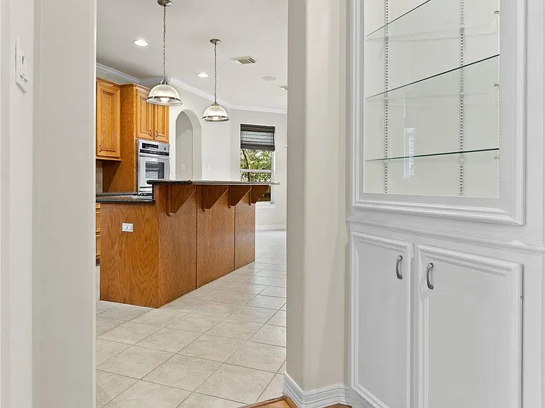 106 Lazy Springs Dr — Photo 9