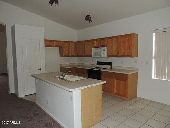 5th image of 3121 W Stephens Pl