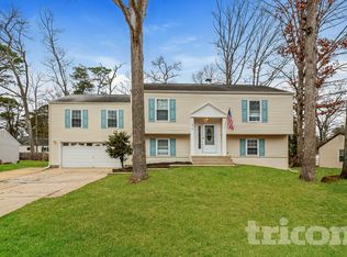 1010 Allward Dr, Waldorf, MD