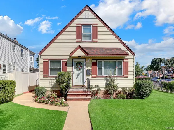 26919 81st Avenue, New Hyde Park, NY 11040